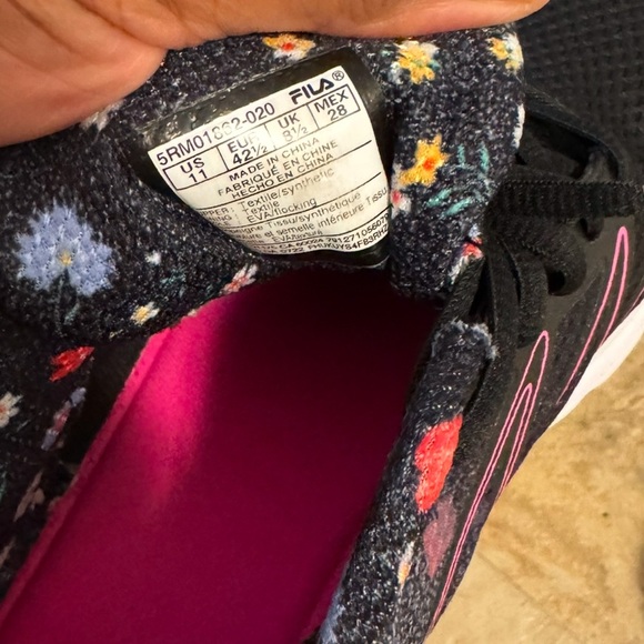Fila Women’s Running shoes - Picture 2 of 4